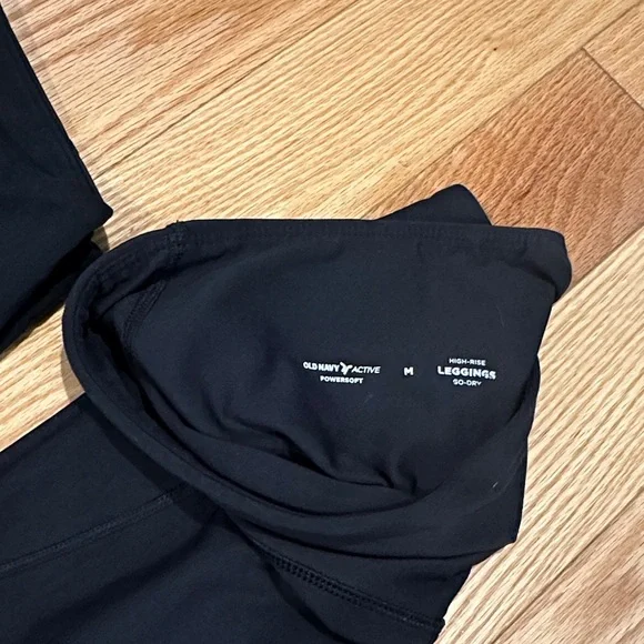 Women's old navy active Black High-Waist Leggings
*3 pairs* - Picture 3 of 5